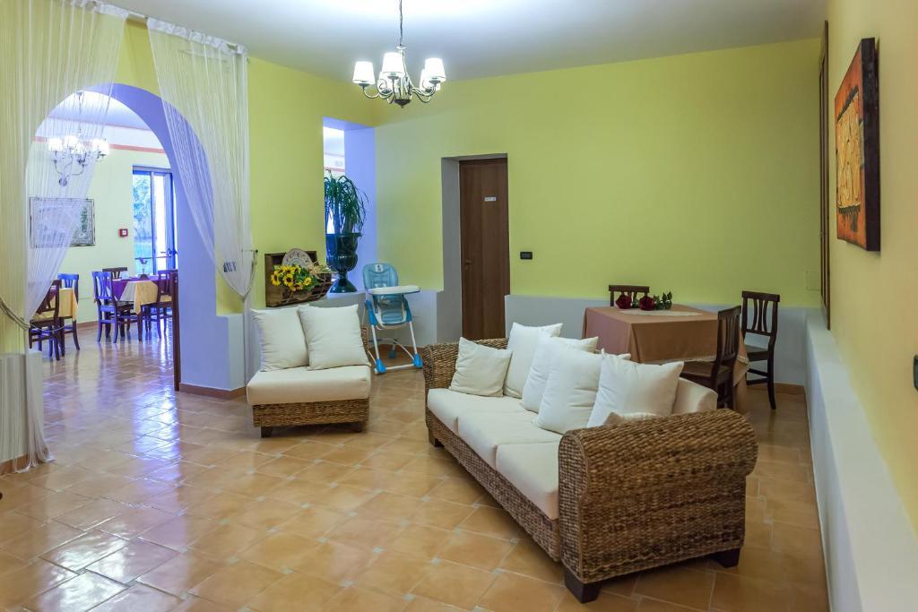 La Chiocciola Bed & Breakfast กาสตริญาโน เดล กาโป ภายนอก รูปภาพ