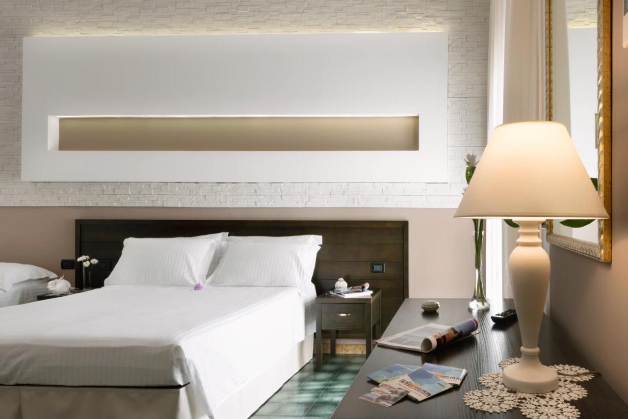 La Chiocciola Bed & Breakfast กาสตริญาโน เดล กาโป ภายนอก รูปภาพ