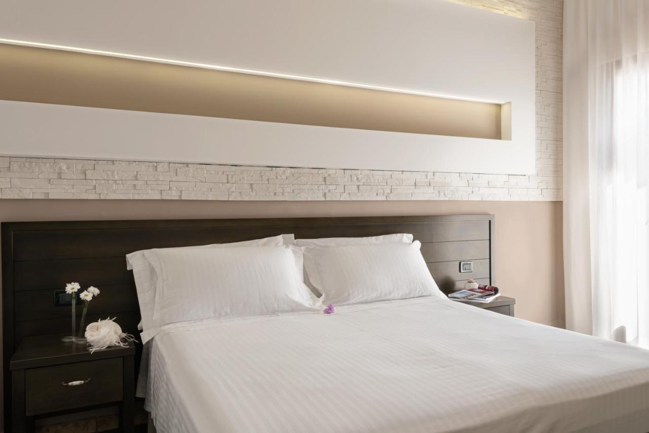 La Chiocciola Bed & Breakfast กาสตริญาโน เดล กาโป ภายนอก รูปภาพ