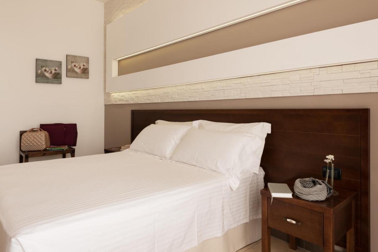 La Chiocciola Bed & Breakfast กาสตริญาโน เดล กาโป ภายนอก รูปภาพ