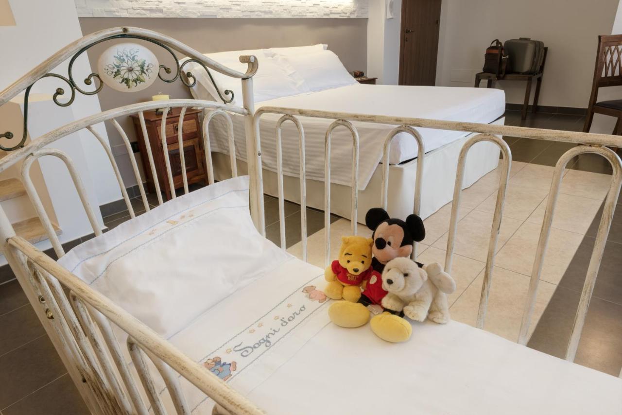 La Chiocciola Bed & Breakfast กาสตริญาโน เดล กาโป ภายนอก รูปภาพ
