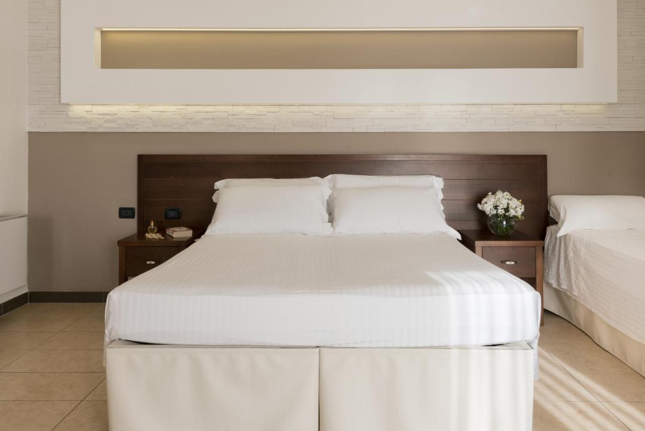 La Chiocciola Bed & Breakfast กาสตริญาโน เดล กาโป ภายนอก รูปภาพ