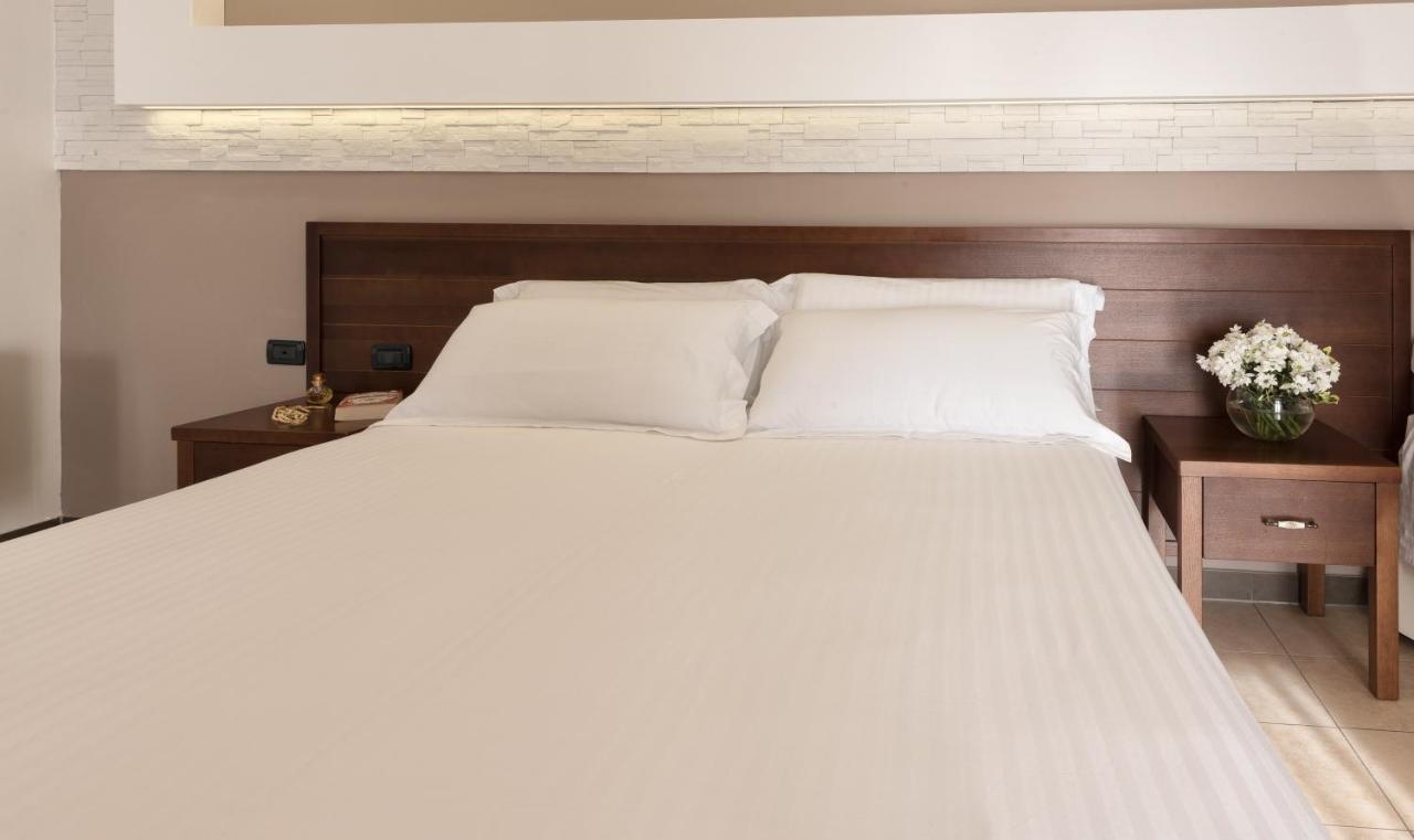 La Chiocciola Bed & Breakfast กาสตริญาโน เดล กาโป ภายนอก รูปภาพ
